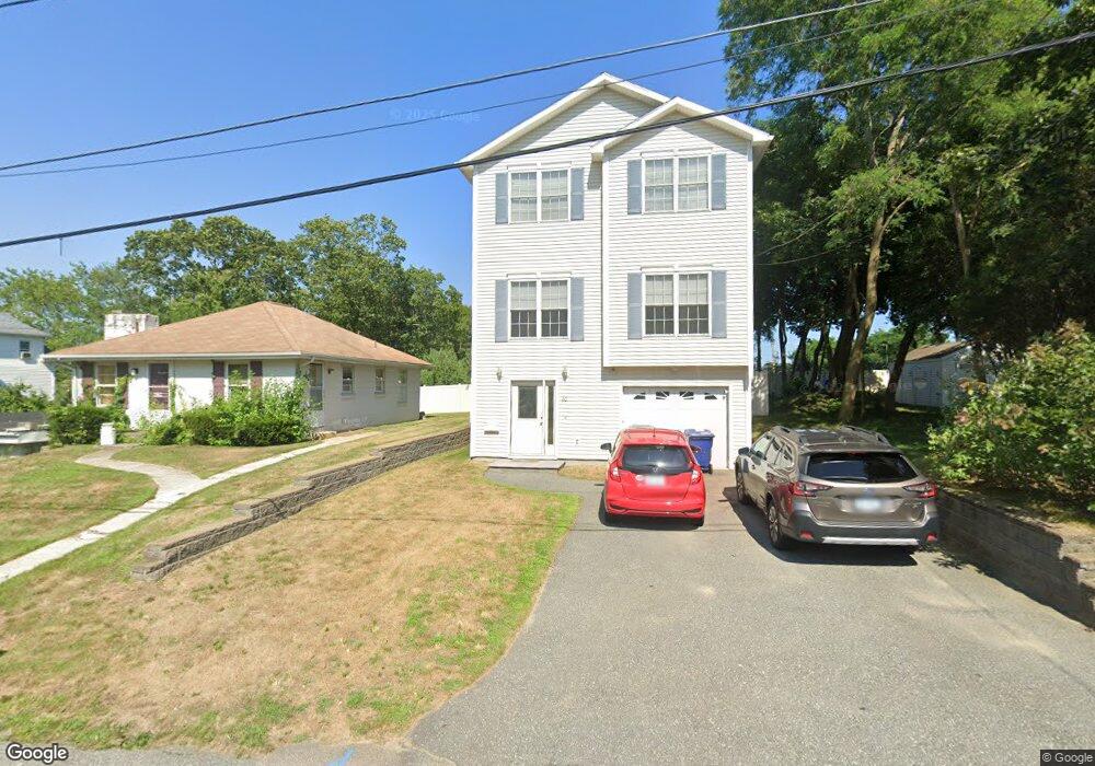20 Hargraves St, Warwick, RI 02889 - photo 1