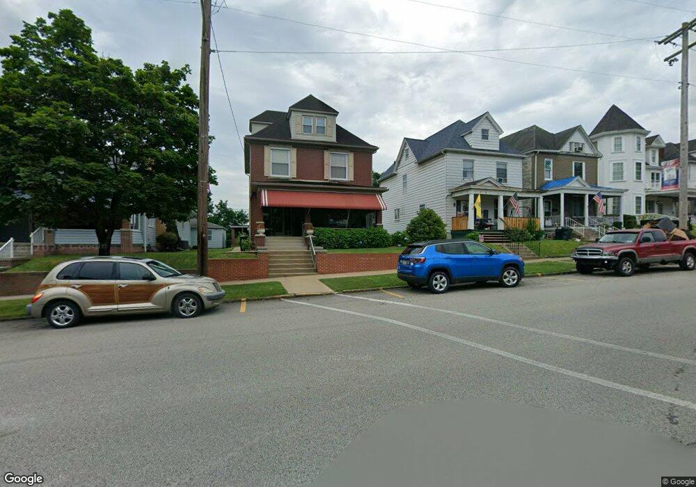 234 Franklin Ave, Vandergrift, PA 15690 - photo 1