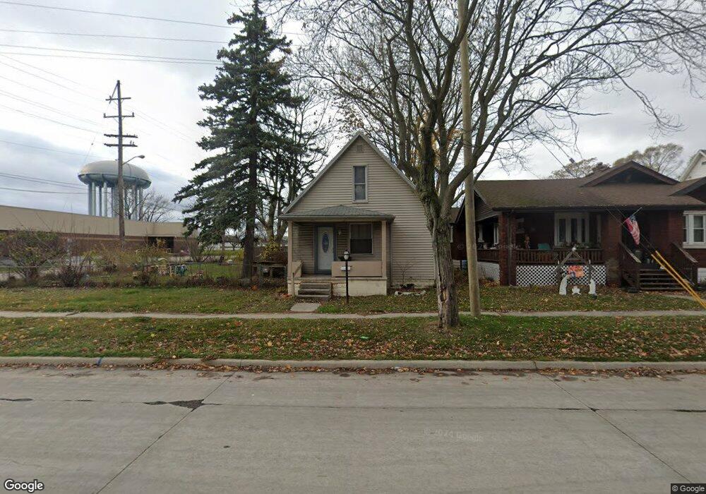 1923 16th St, Port Huron, MI 48060 - photo 1