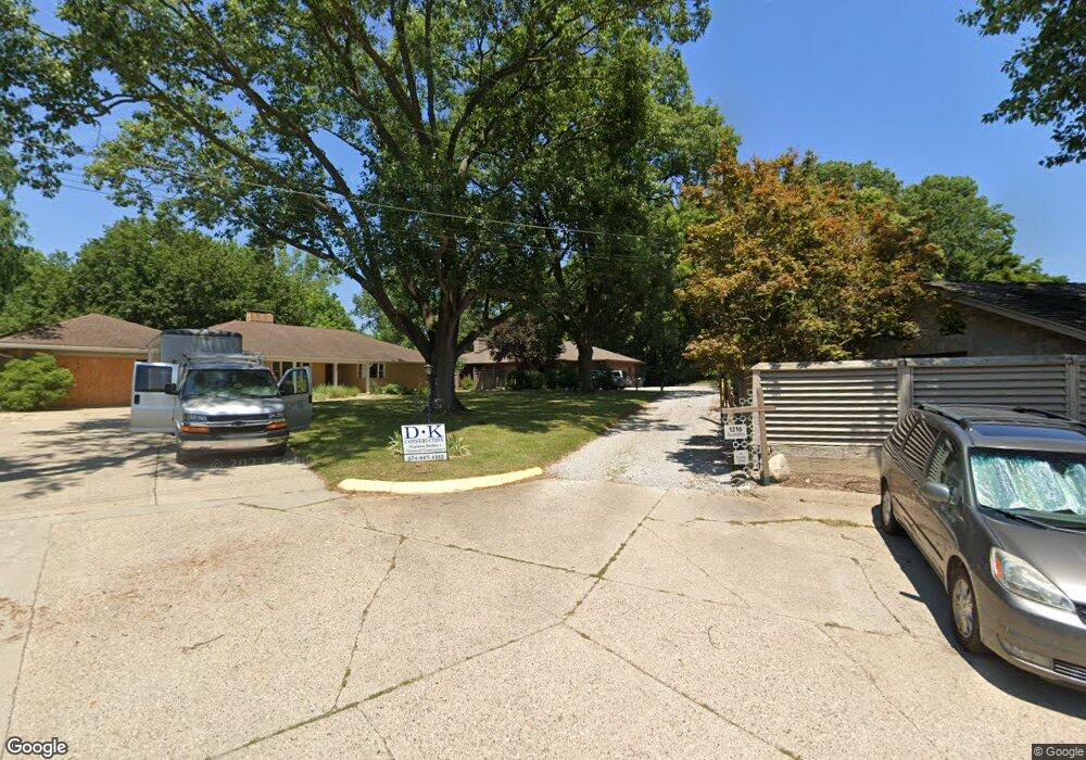 1216 Tuckaho Ln, West Lafayette, IN 47906 - photo 1