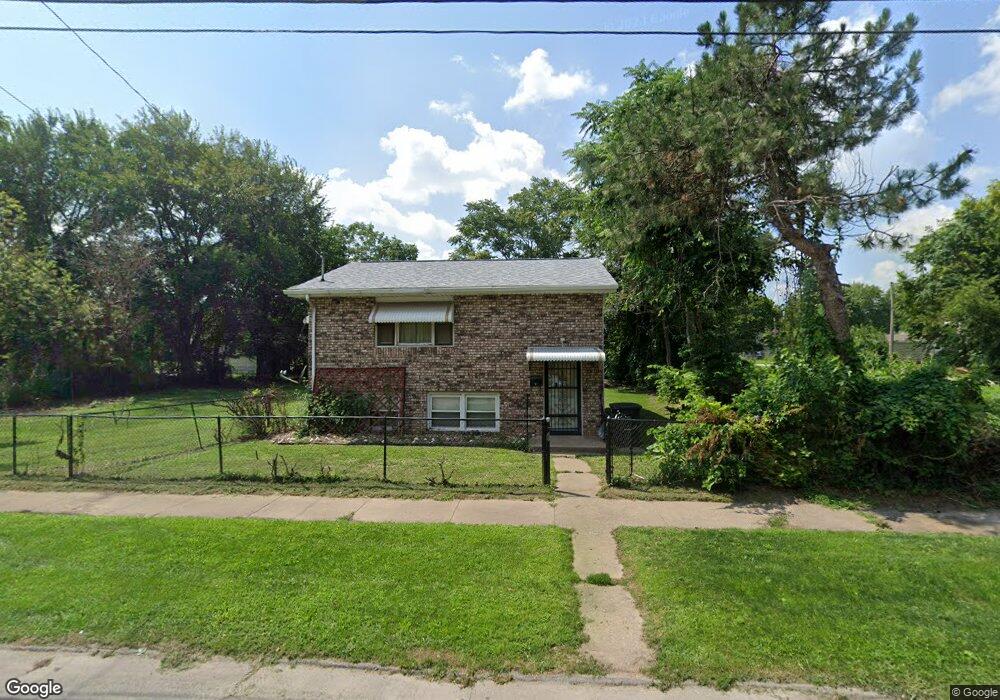 920 7th St, Rock Island, IL 61201 - photo 1
