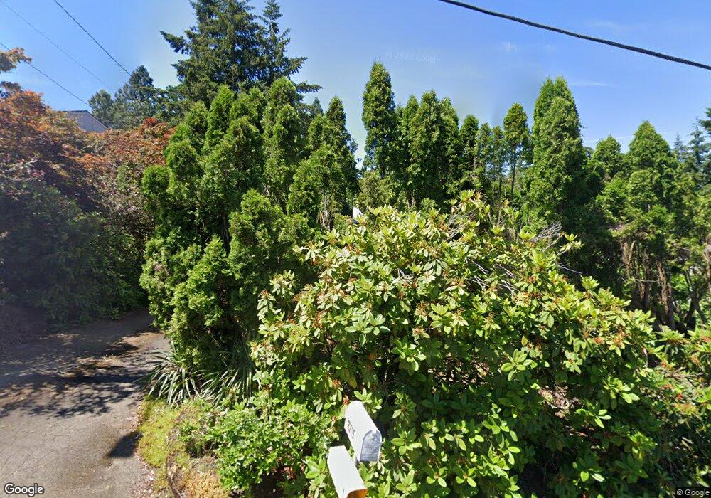 2715 Hillcrest Dr, West Linn, OR 97068 - photo 1