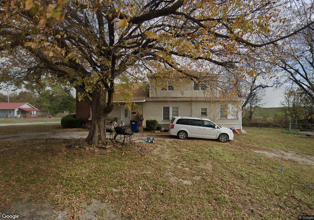 401 S Jordan St, Cleveland, OK 74020 - photo 1