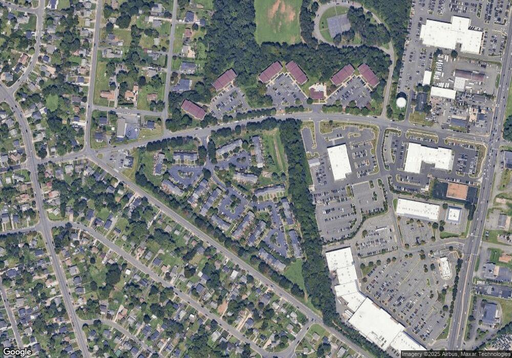 8565 Cabot Ct, Manassas, VA 20111 - photo 1