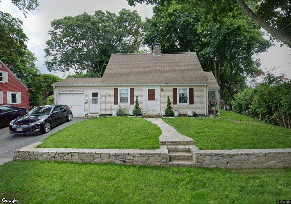 2 Bay Edge Dr, Worcester, MA 01604 - photo 1