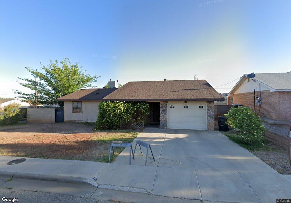 815 Magnolia St, Alamogordo, NM 88310 - photo 1