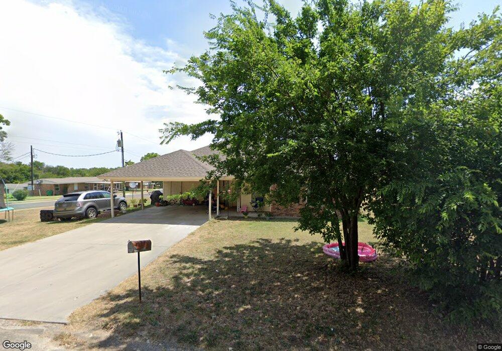 406 N Trenchard St, Decatur, TX 76234 - photo 1