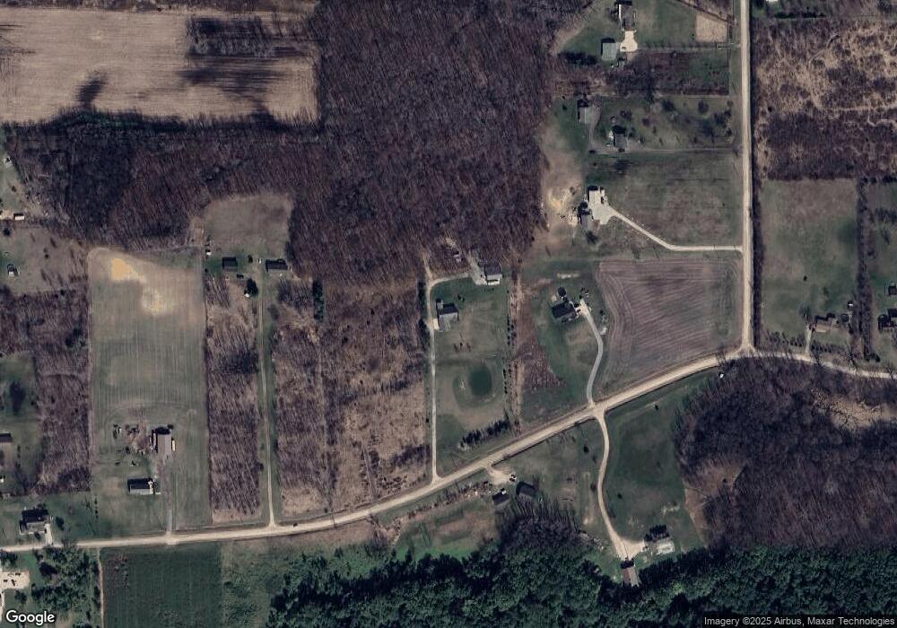 7024 Stout Rd, Carleton, MI 48117 - photo 1