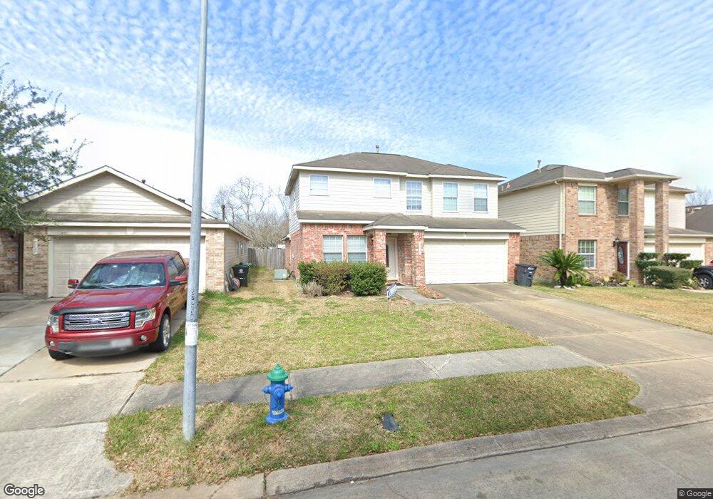 8831 Danbury Hollow Ln, Houston, TX 77075 - photo 1