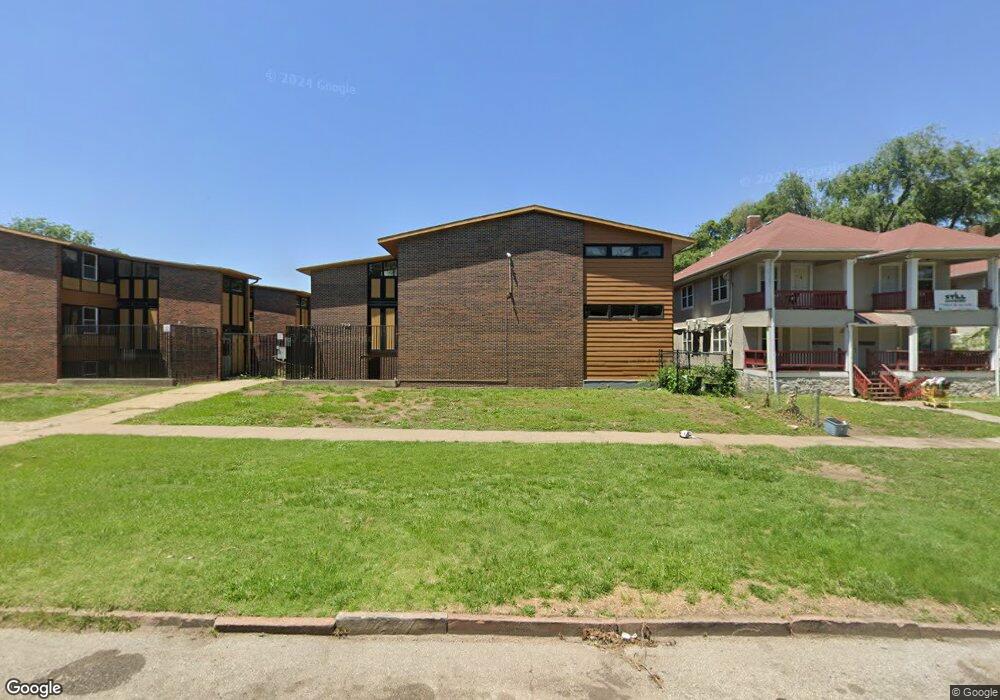 709 SW Tyler St, Topeka, KS 66603 - photo 1