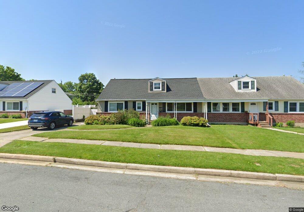 8422 Hallmark Cir, Parkville, MD 21234 - photo 1