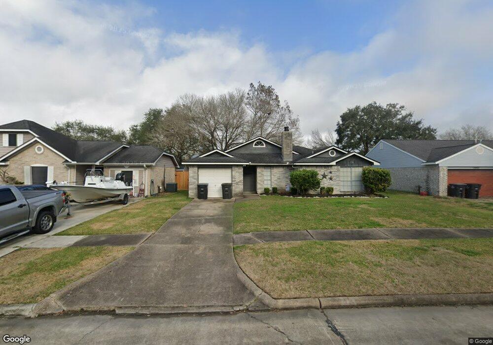 3004 Wood Fox Dr, Alvin, TX 77511 - photo 1