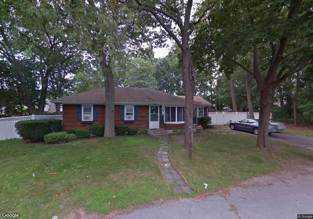 315 Pierce Ave, Warwick, RI 02888 - photo 1