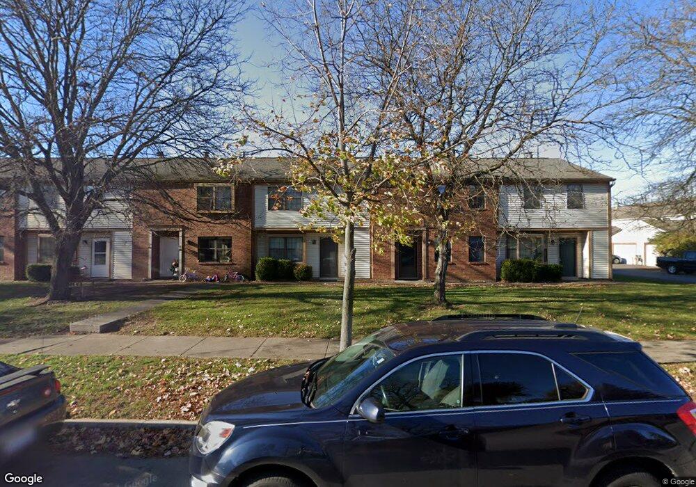 936 Cross Country Dr E, Westerville, OH 43081 - photo 1