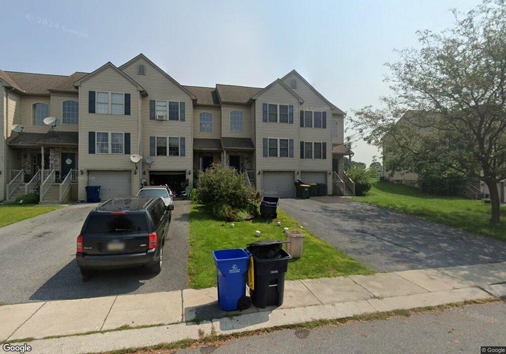 27 Chickadee Cir, Leola, PA 17540 - photo 1