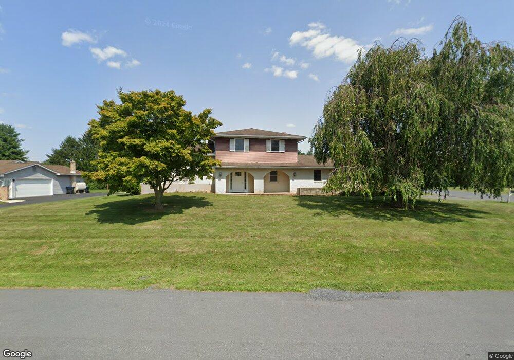 434 Spruce Ln, Nazareth, PA 18064 - photo 1