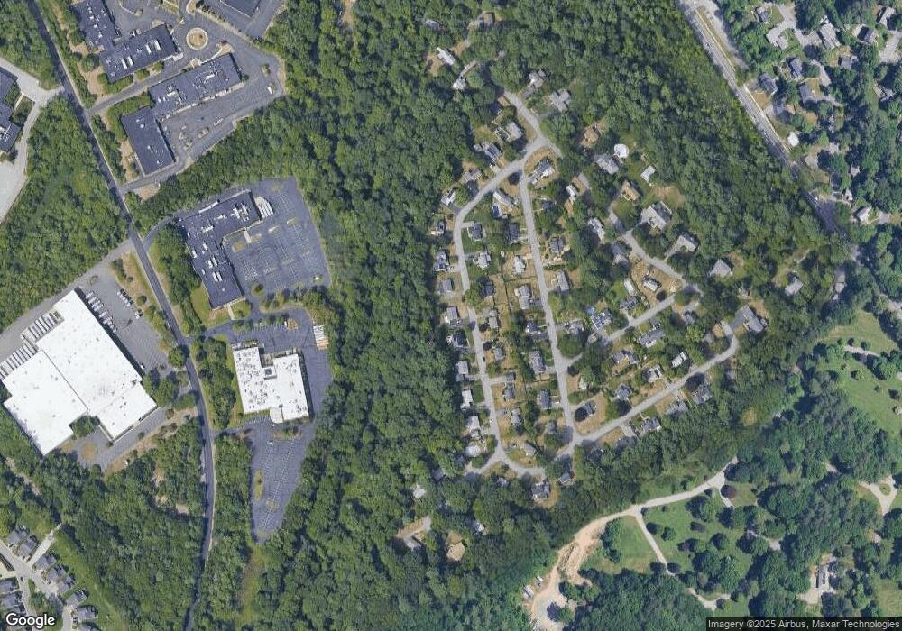 11 Curve St unit A, Bedford, MA 01730 - photo 1