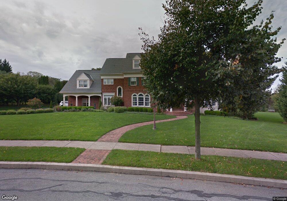 2021 Regency Dr, Reading, PA 19610 - photo 1