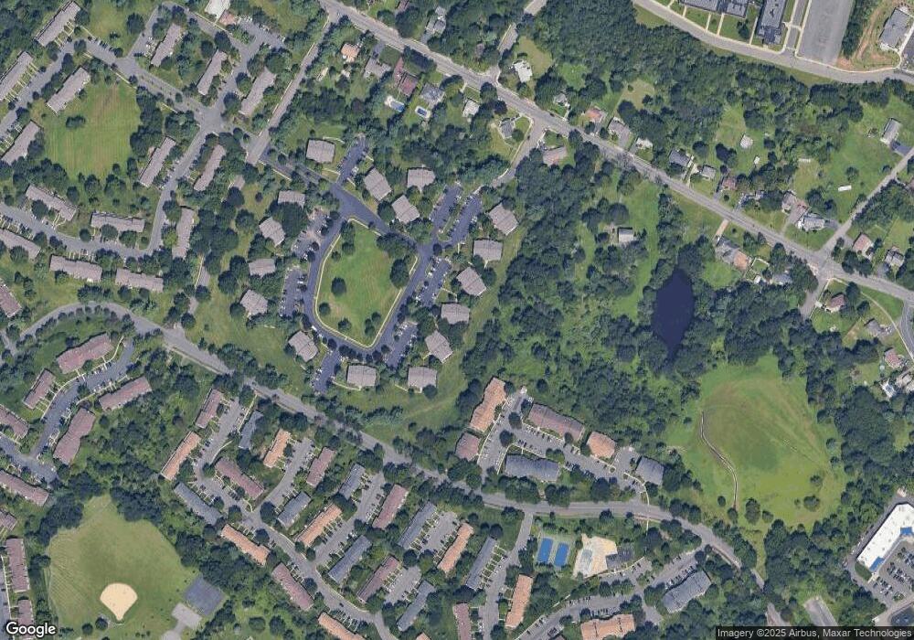 72 Crabapple Ln, Franklin Park, NJ 08823 - photo 1