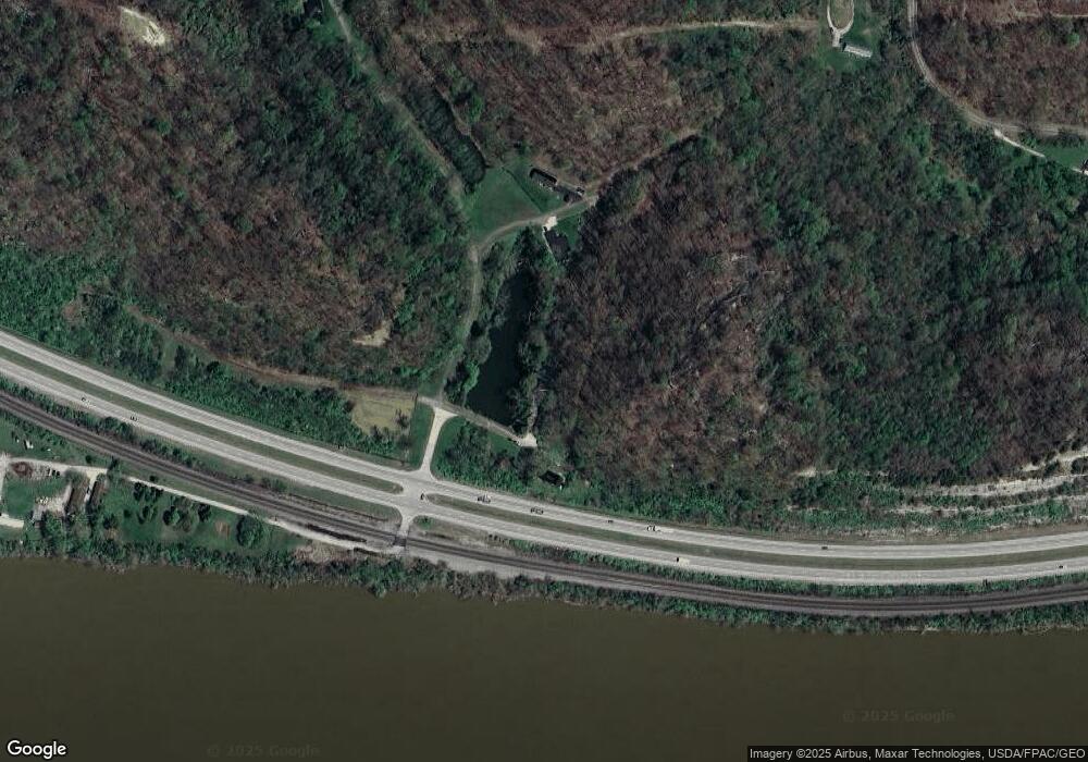 101 Magnolia Ln, Ironton, OH 45638 - photo 1