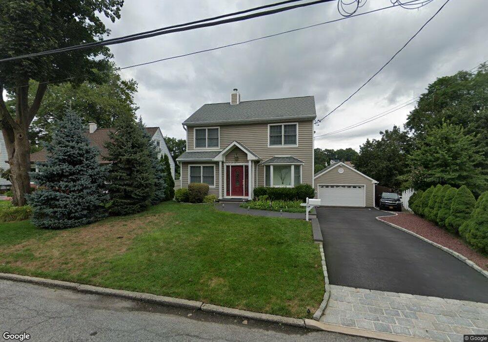 38 Remsen Cir, Yonkers, NY 10710 - photo 1