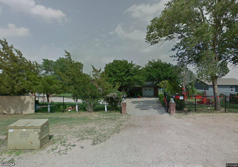 2916 Lancaster St unit 2918, Plainview, TX 79072 - photo 1