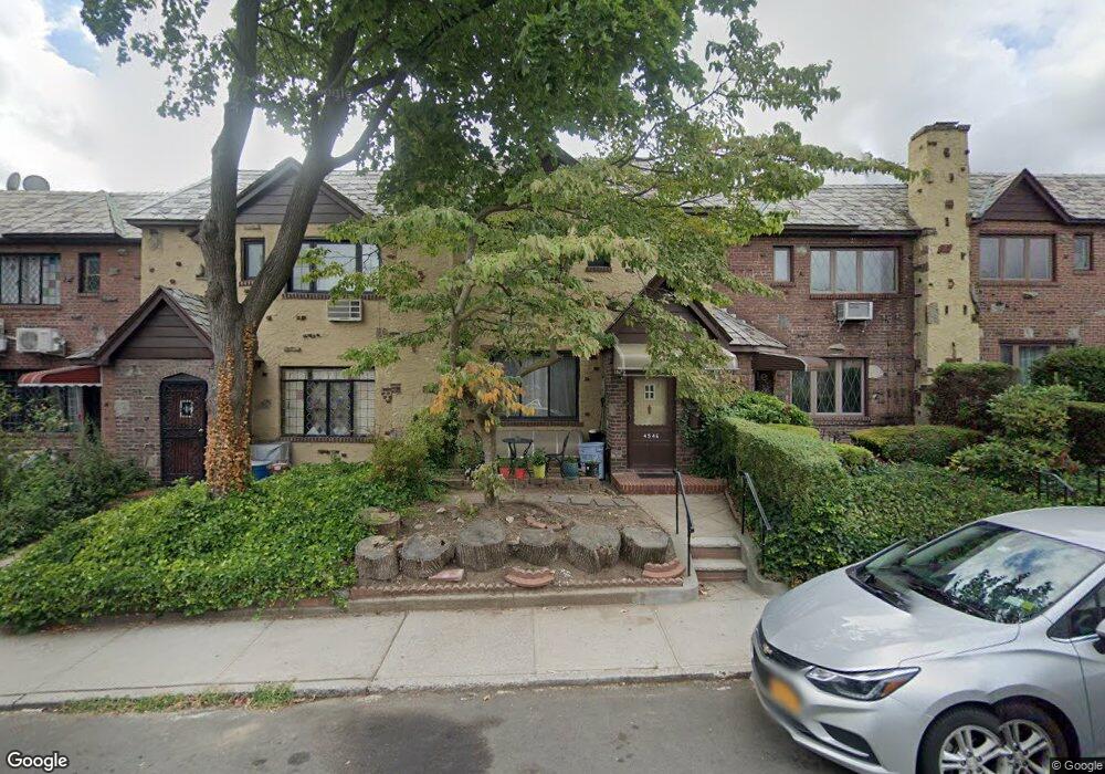 4546 193rd St, Flushing, NY 11358 - photo 1