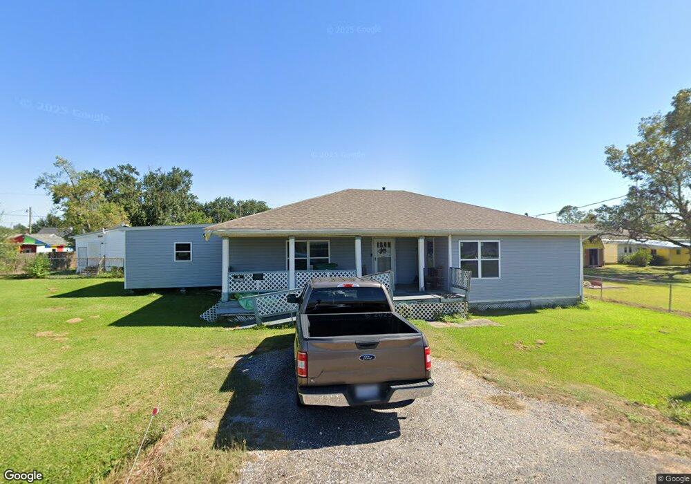 685 St Philip St, Raceland, LA 70394 - photo 1