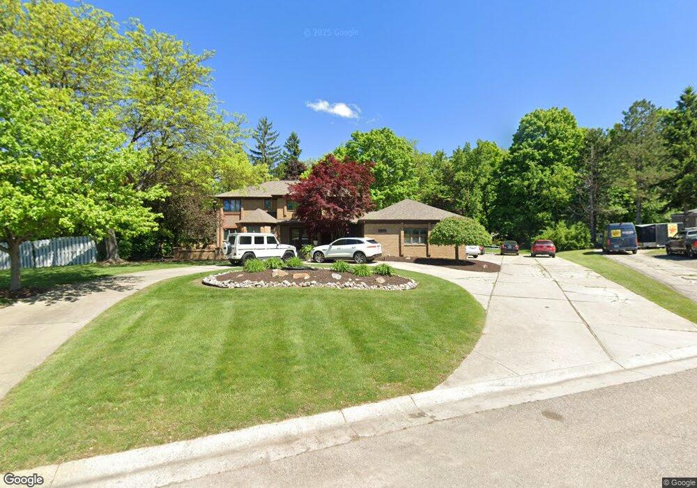 6326 Woodmere Ct, Flint, MI 48532 - photo 1