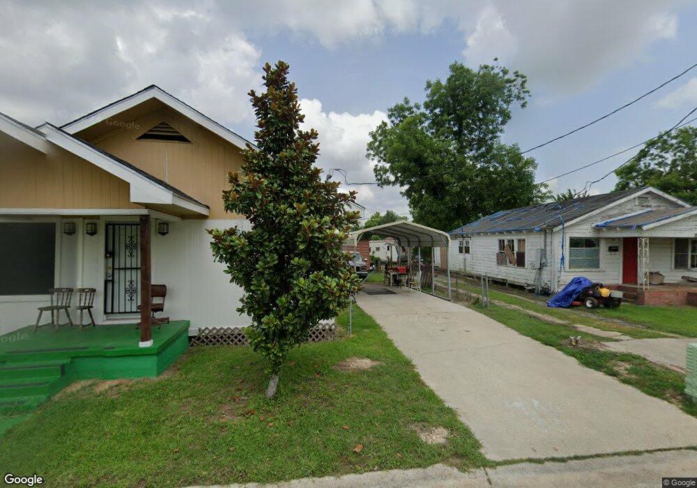 802 Simmons St, Lake Charles, LA 70601 - photo 1
