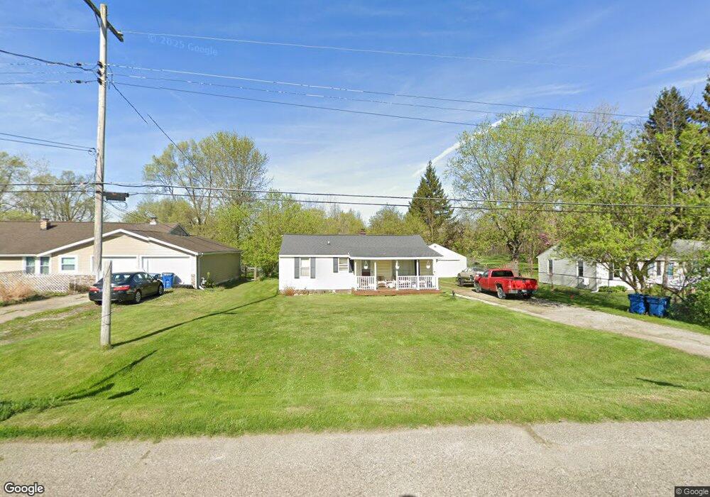 7366 Lawrence St, Grand Blanc, MI 48439 - photo 1