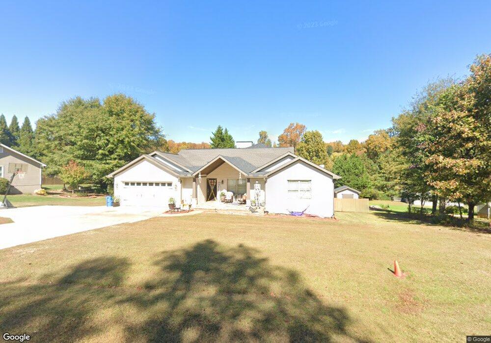 4772 Countryside Dr, Flowery Branch, GA 30542 - photo 1