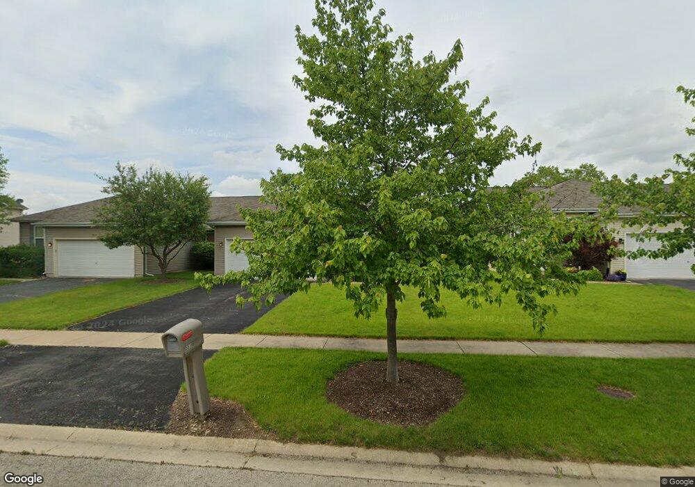 551 Chestnut Dr, Oswego, IL 60543 - photo 1