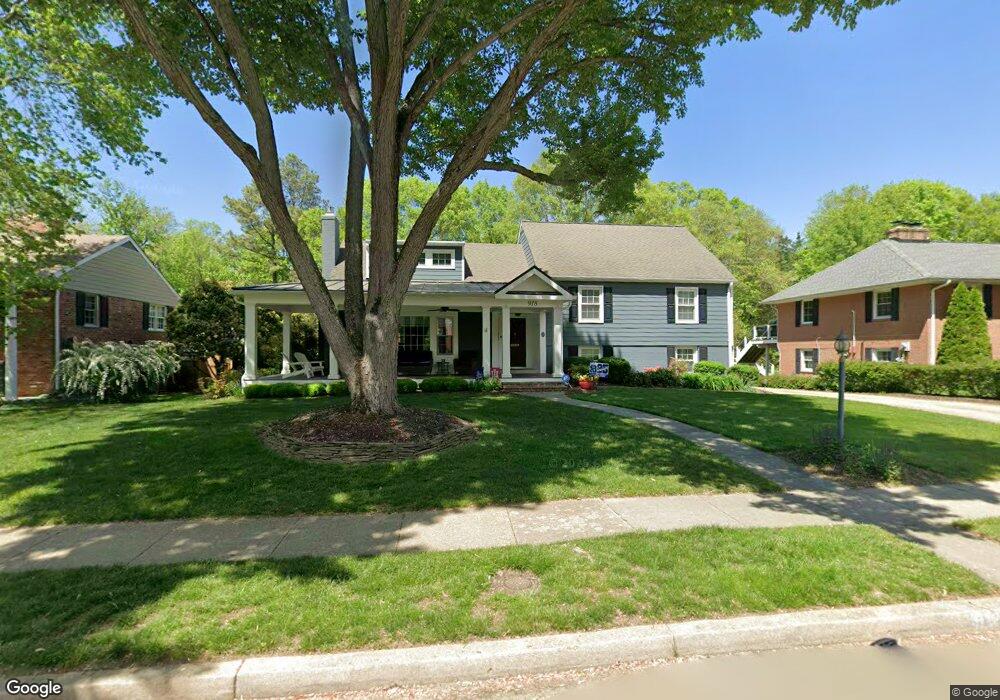 918 Emerald Dr, Alexandria, VA 22308 - photo 1