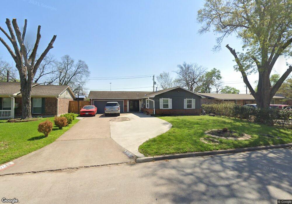 9422 Sunnywood Dr, Houston, TX 77038 - photo 1
