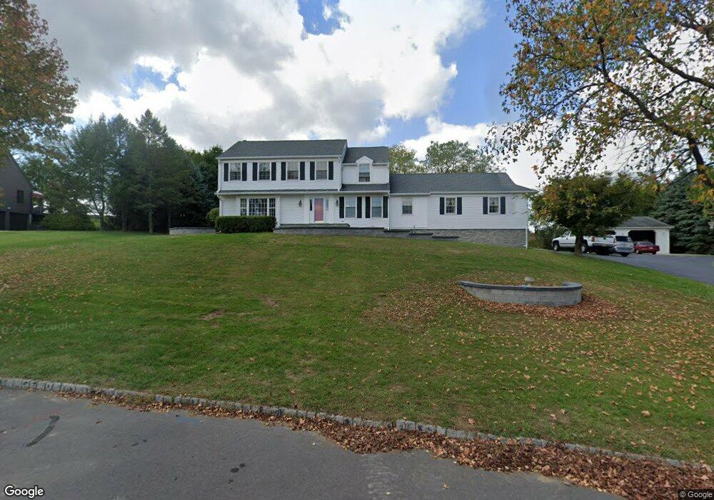 5 Braintree Ct, Flemington, NJ 08822 - photo 1