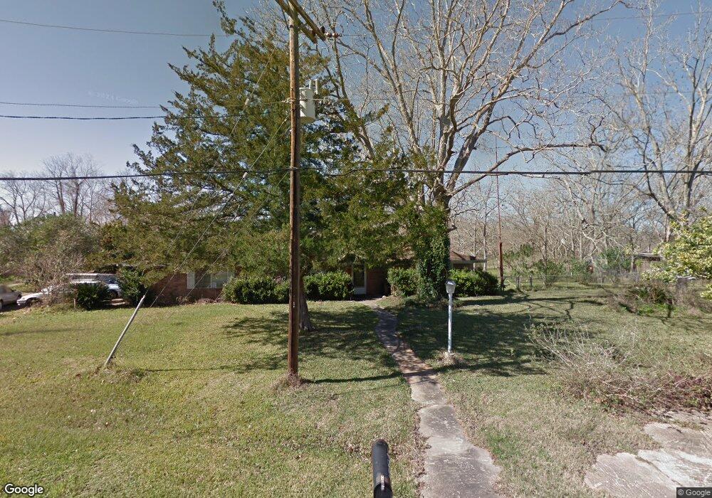 382 Leona Ln, Bay City, TX 77414 - photo 1