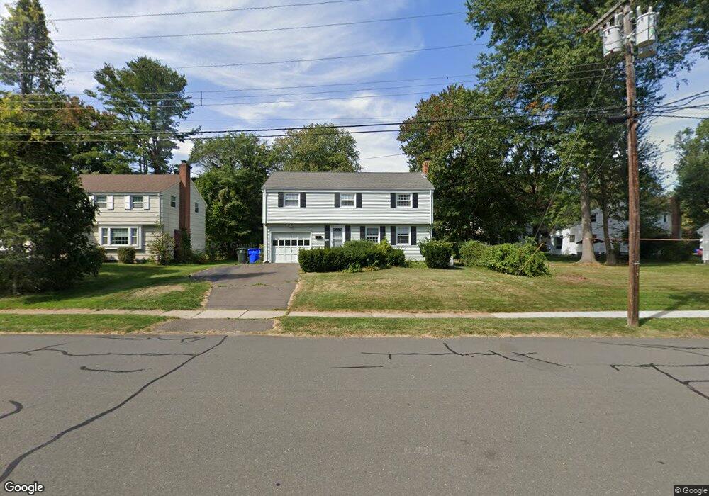 100 Shadow Ln, West Hartford, CT 06110 - photo 1