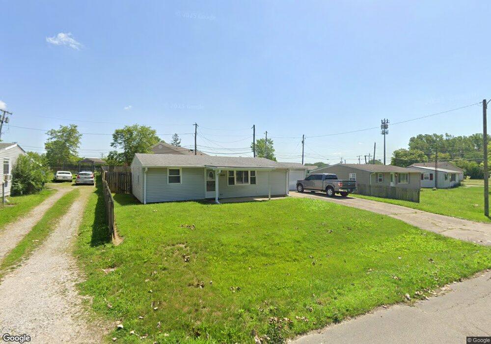 828 E Dunn Ave, Muncie, IN 47303 - photo 1