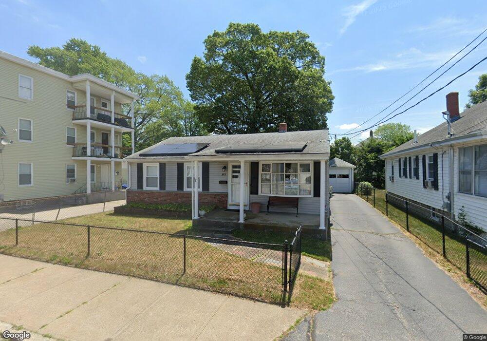 163 Baxter St, Pawtucket, RI 02861 - photo 1