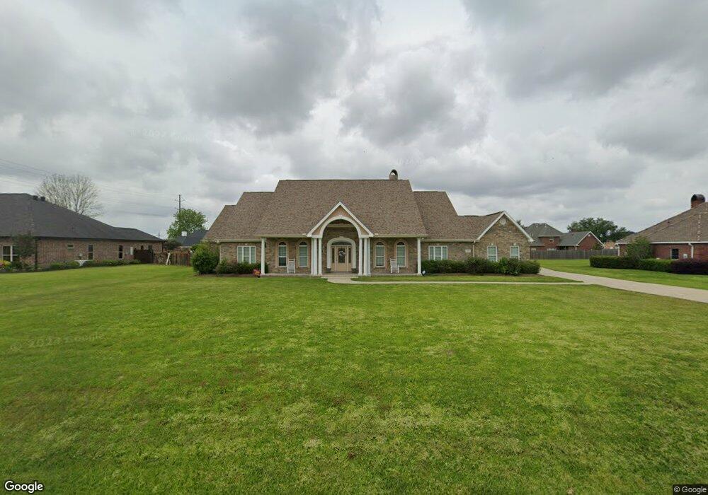 5398 E Crestview Dr, Lake Charles, LA 70605 - photo 1