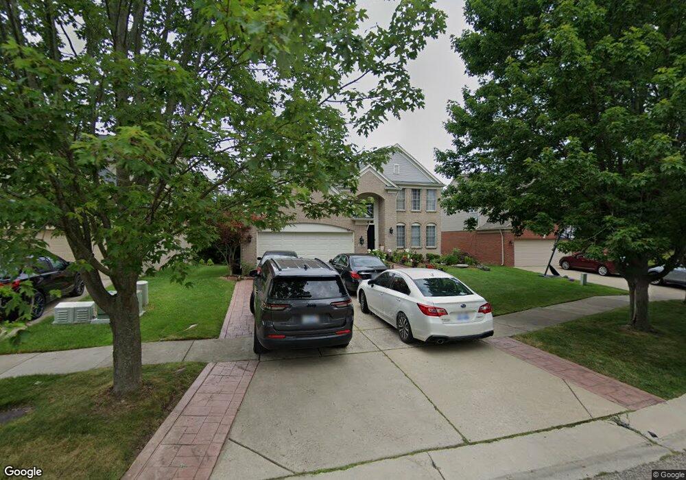 7672 Windgate Cir unit 28, West Bloomfield, MI 48323 - photo 1