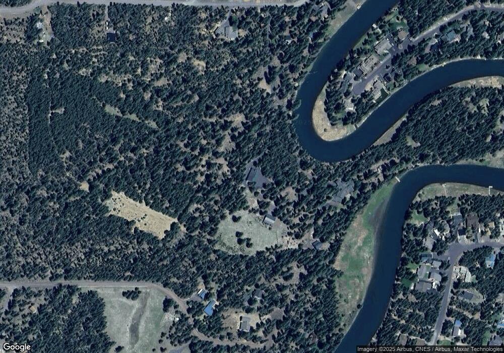 17025 Upland Rd, Bend, OR 97707 - photo 1