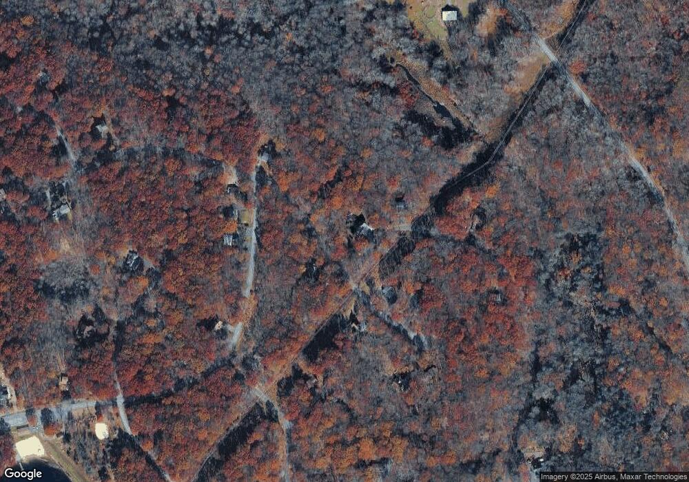 2240 Sparrow Rd, Bushkill, PA 18324 - photo 1