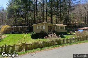 6730 N Fork Rd, Pound, VA 24279