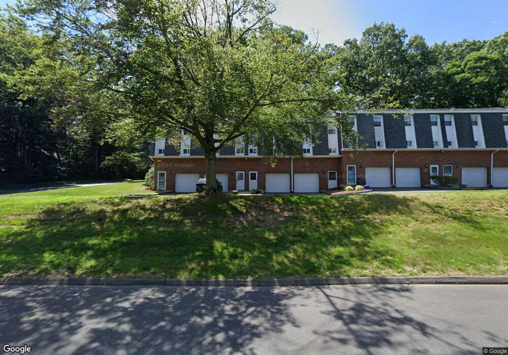 303 Dunfey Ln, Windsor, CT 06095 - photo 1