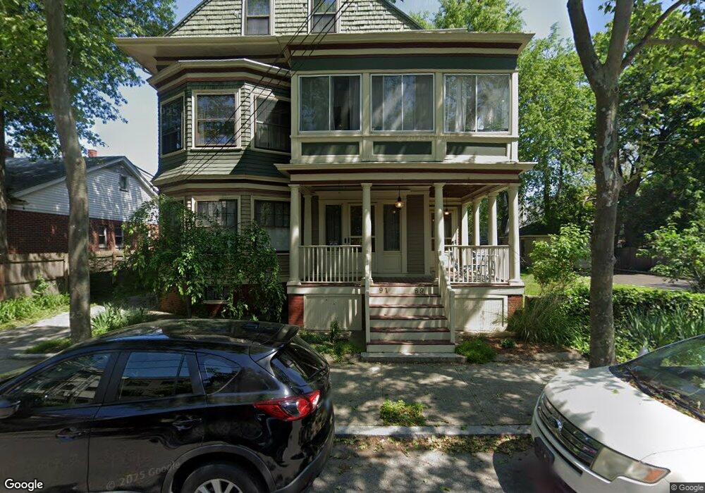 89 Whitmarsh St unit 3rd Floor 3 Bed Apar, Providence, RI 02907 - photo 1