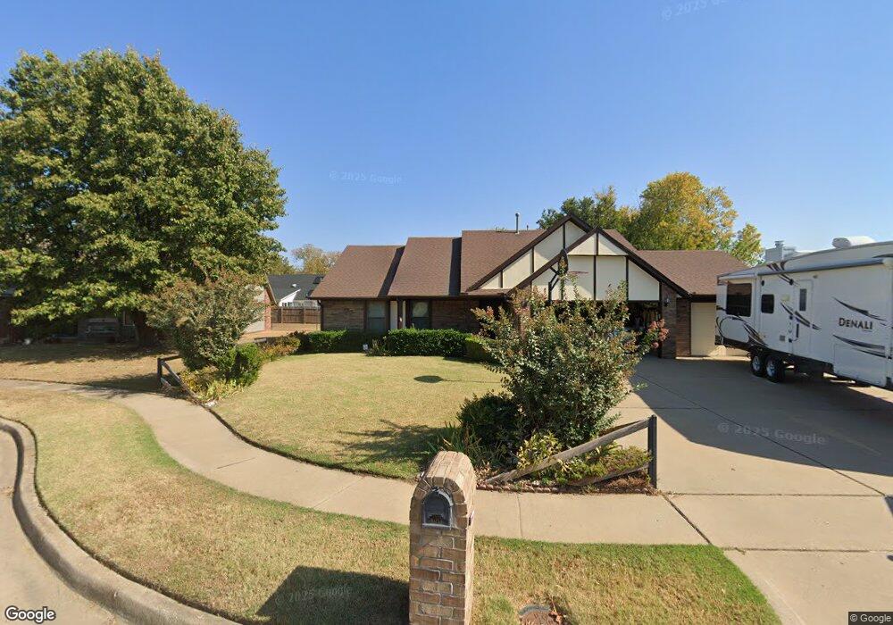 2509 S Maple Ave, Broken Arrow, OK 74012 - photo 1