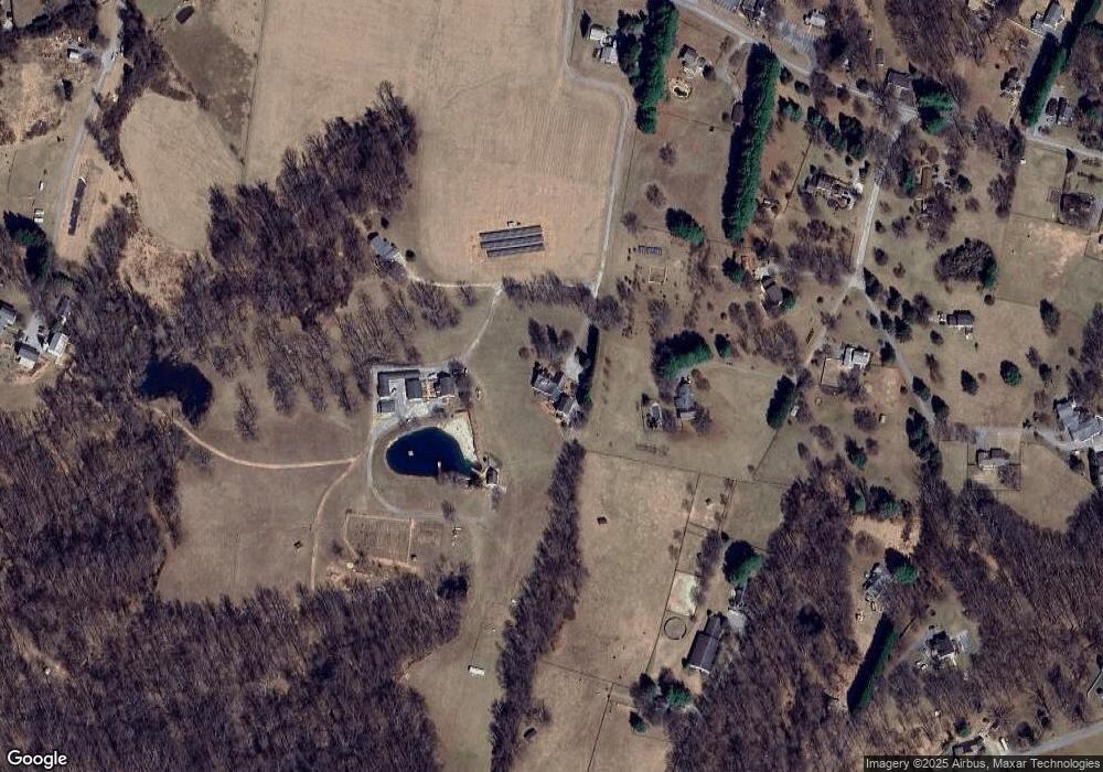 6136 Deer Park Rd, Reisterstown, MD 21136 - photo 1