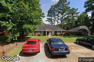 2222 Old Dominion Dr, Albany, GA 31721